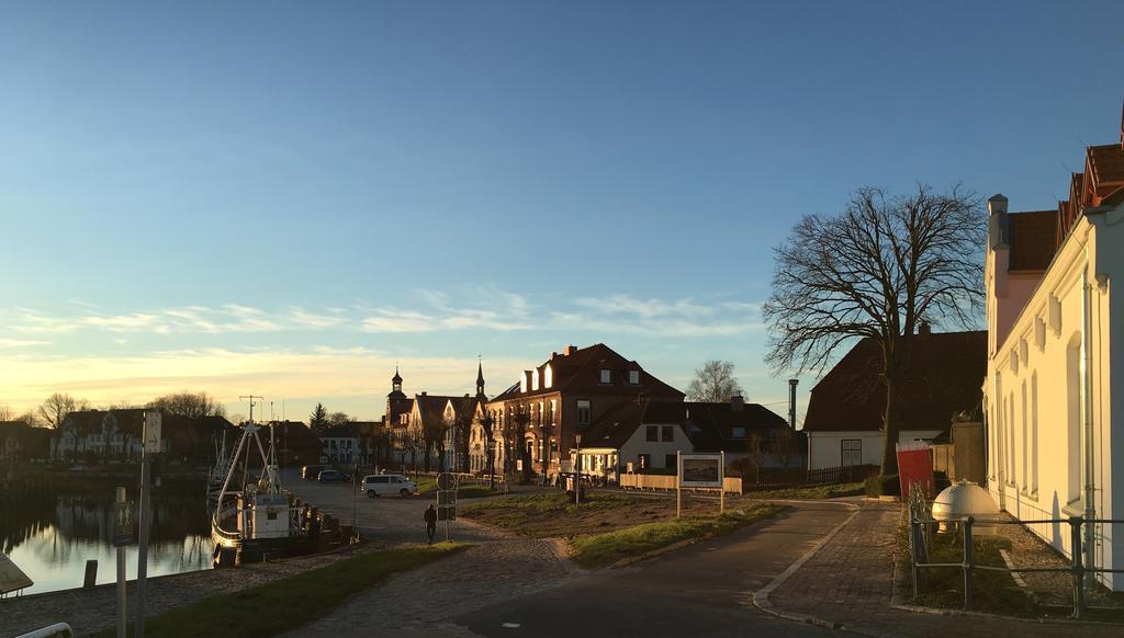 Gasthaus Hafenblick เทินนิง ภายนอก รูปภาพ
